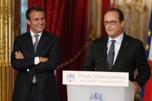 Emmanuel Macron François Hollande AFP