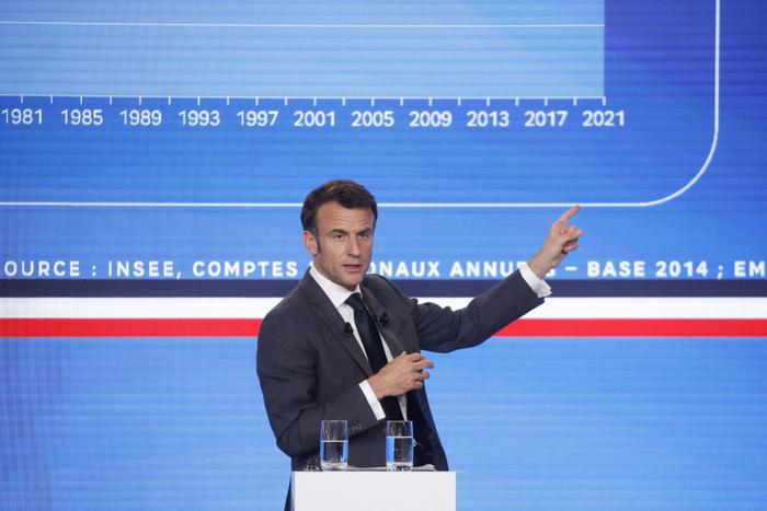 Emmanuel Macron industrie AFP