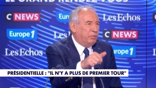 François Bayrou "Les blocs nous bloquent, on risque le choc"