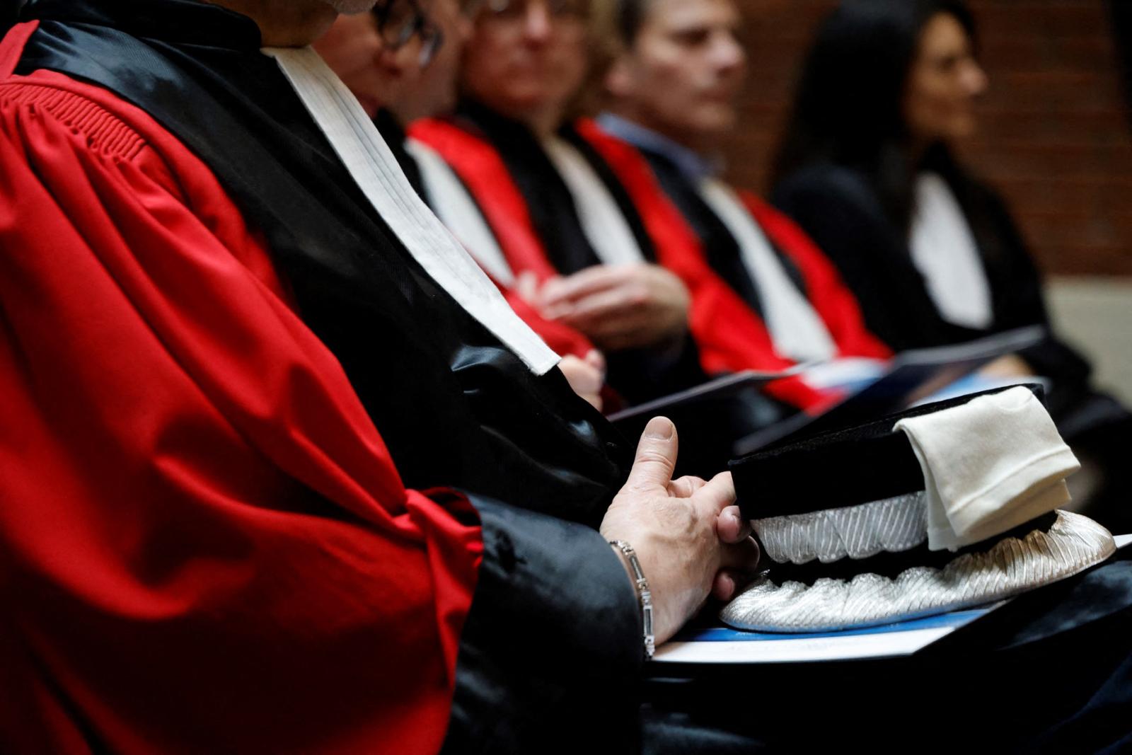 Des magistrats assistent à l'audience solennelle marquant l'ouverture de l'année judiciaire au tribunal de Bobigny.