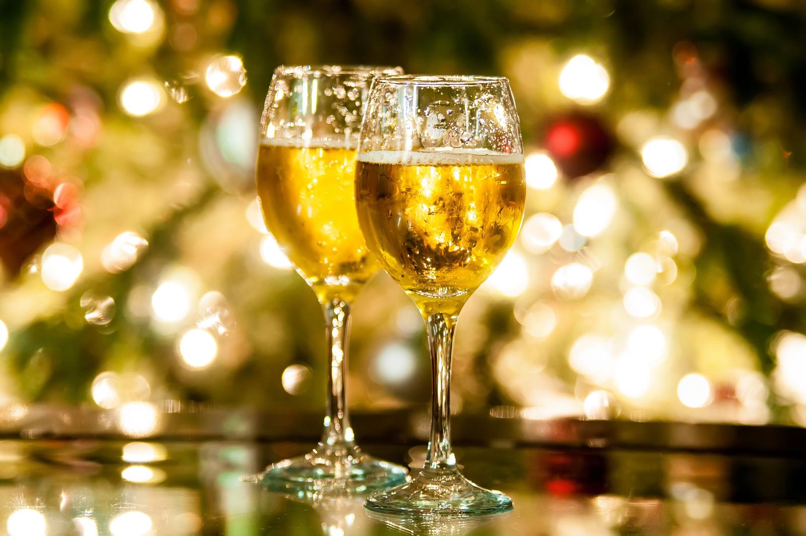 Verres d'alcool. (Image d'illustration)