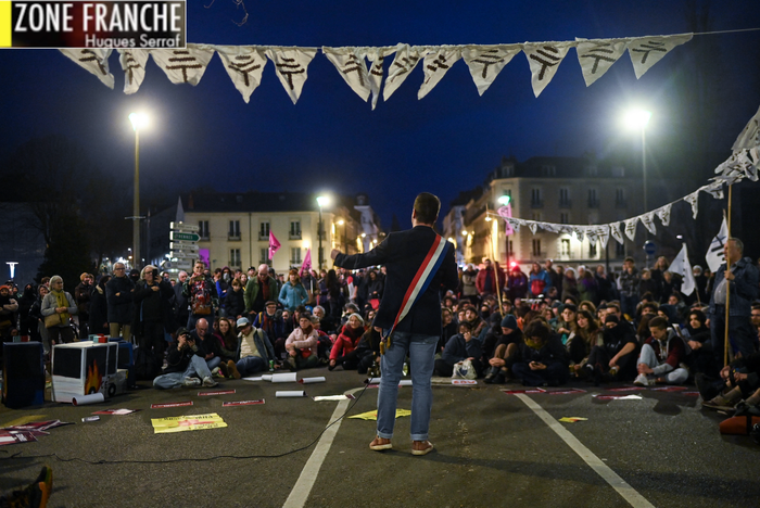 Andy Kerbrat en meeting : "Evidemment, il y a la question éthique..."