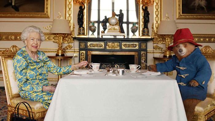 Elizabeth II Paddington