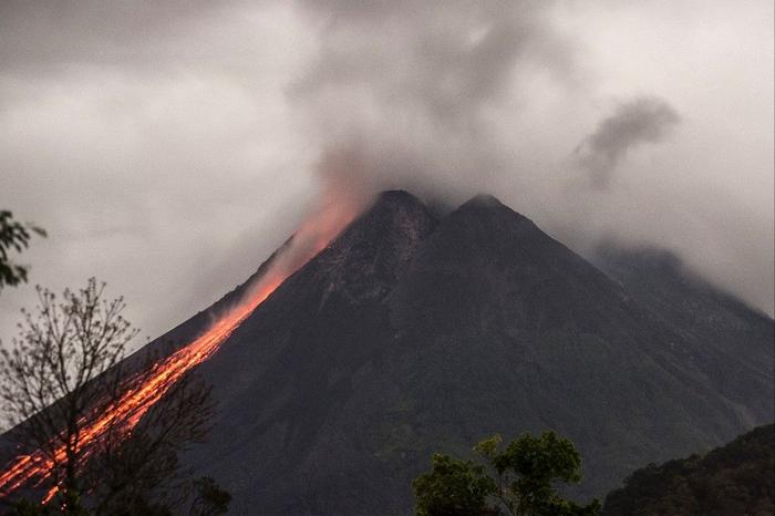 Volcan en indonésie.