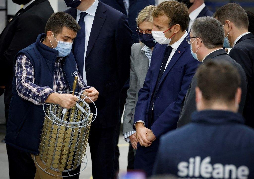 Emmanuel Macron industrie AFP