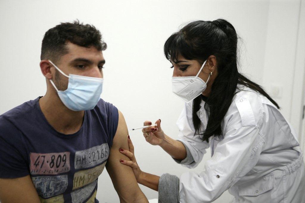Covid-19 vaccination AFP