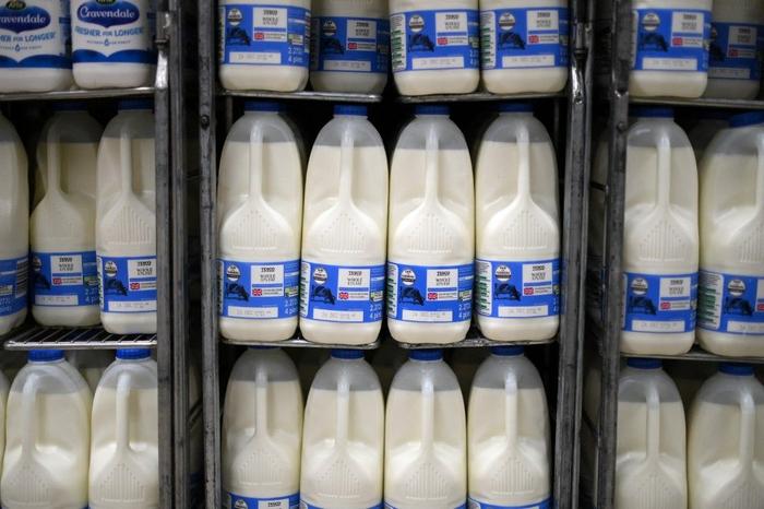 bouteilles de lait AFP