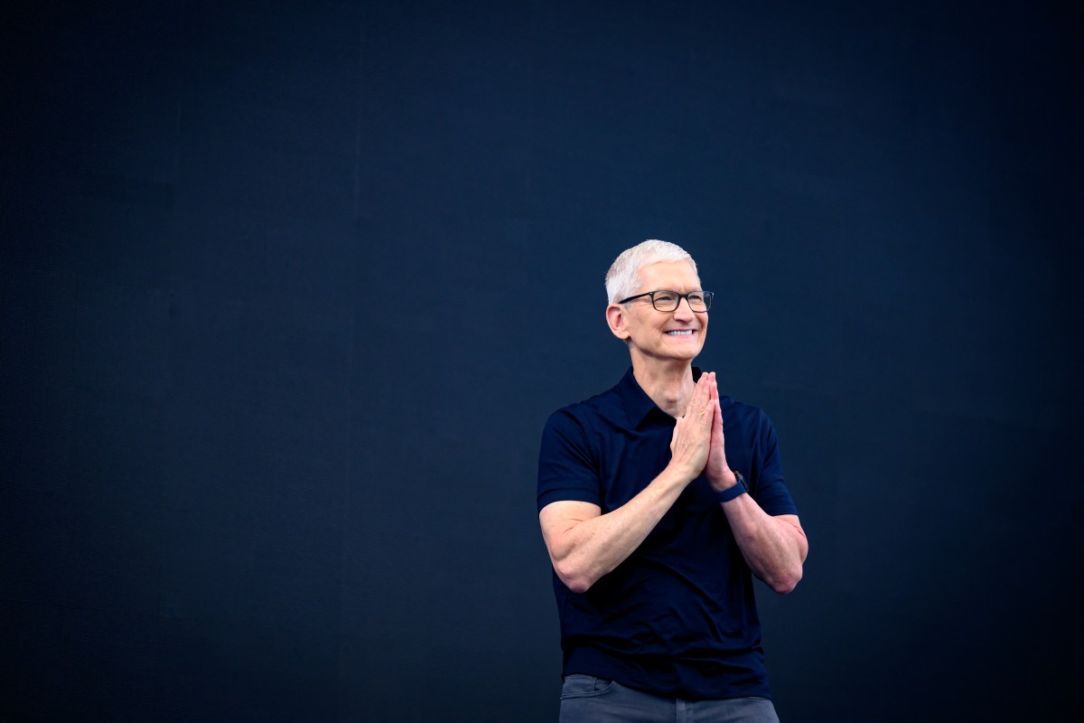 Tim Cook quitte Apple sur un pari à l'IA à 100 milliards de dollars