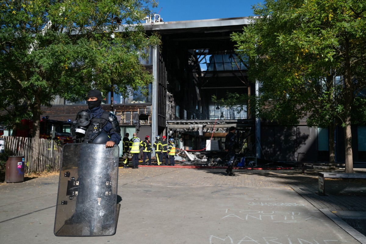 Blocus des lycées : les images des incidents et des violences lors de la mobilisation des lycéens à travers la France