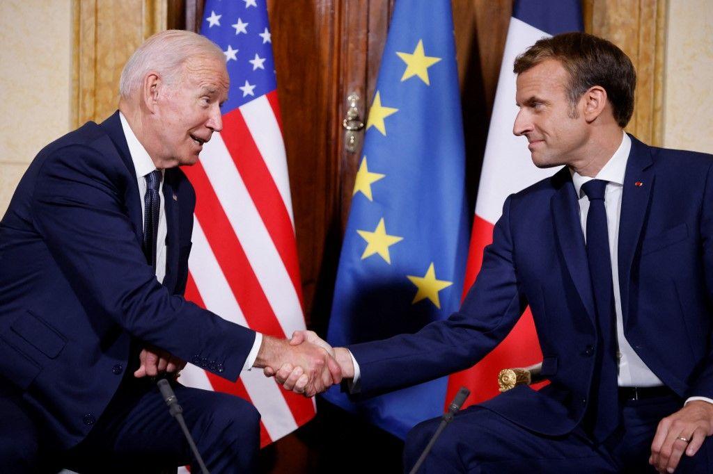 Joe Biden Emmanuel Macron AFP