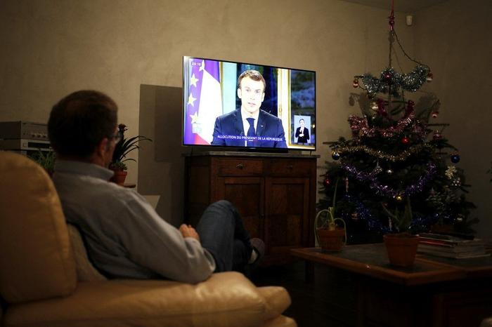 Emmanuel Macron télévision AFP