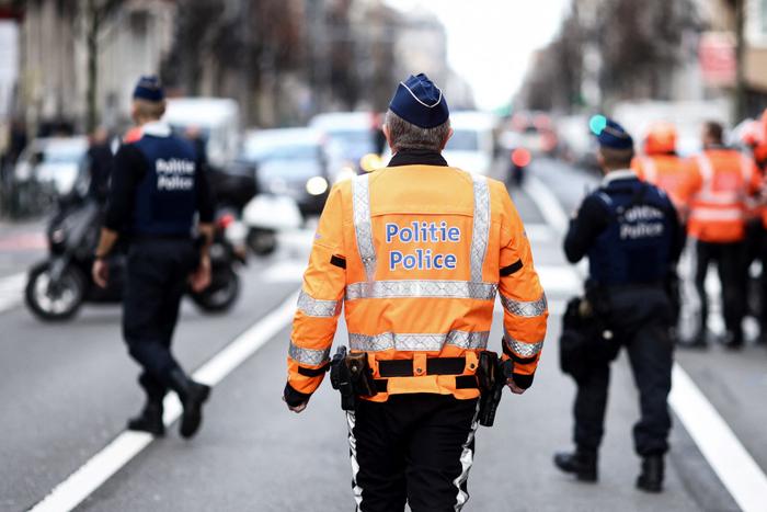 Un policier belge lors d'une manifestation près du siège de la police fédérale à Bruxelles, le 11 janvier 2023. (image d'illustration)
