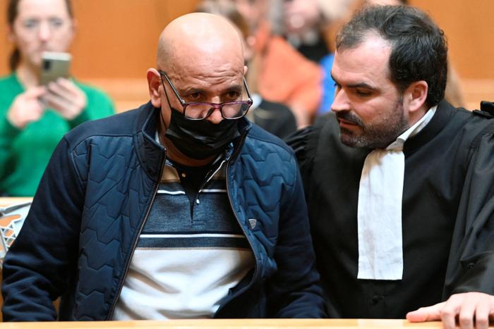L'influenceur algérien Boualem Naman, lors du procès pour "incitation publique à commettre un crime" au tribunal judiciaire de Montpellier, le 24 février 2025.