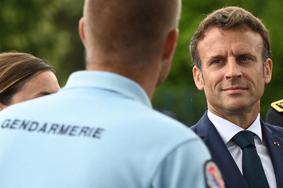 Emmanuel Macron gendarmes AFP