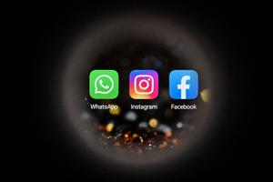 Les logos de Facebook, Instagram et WhatsApp.