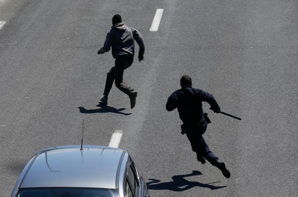 Évacuation d'un camp de migrants à Paris.
