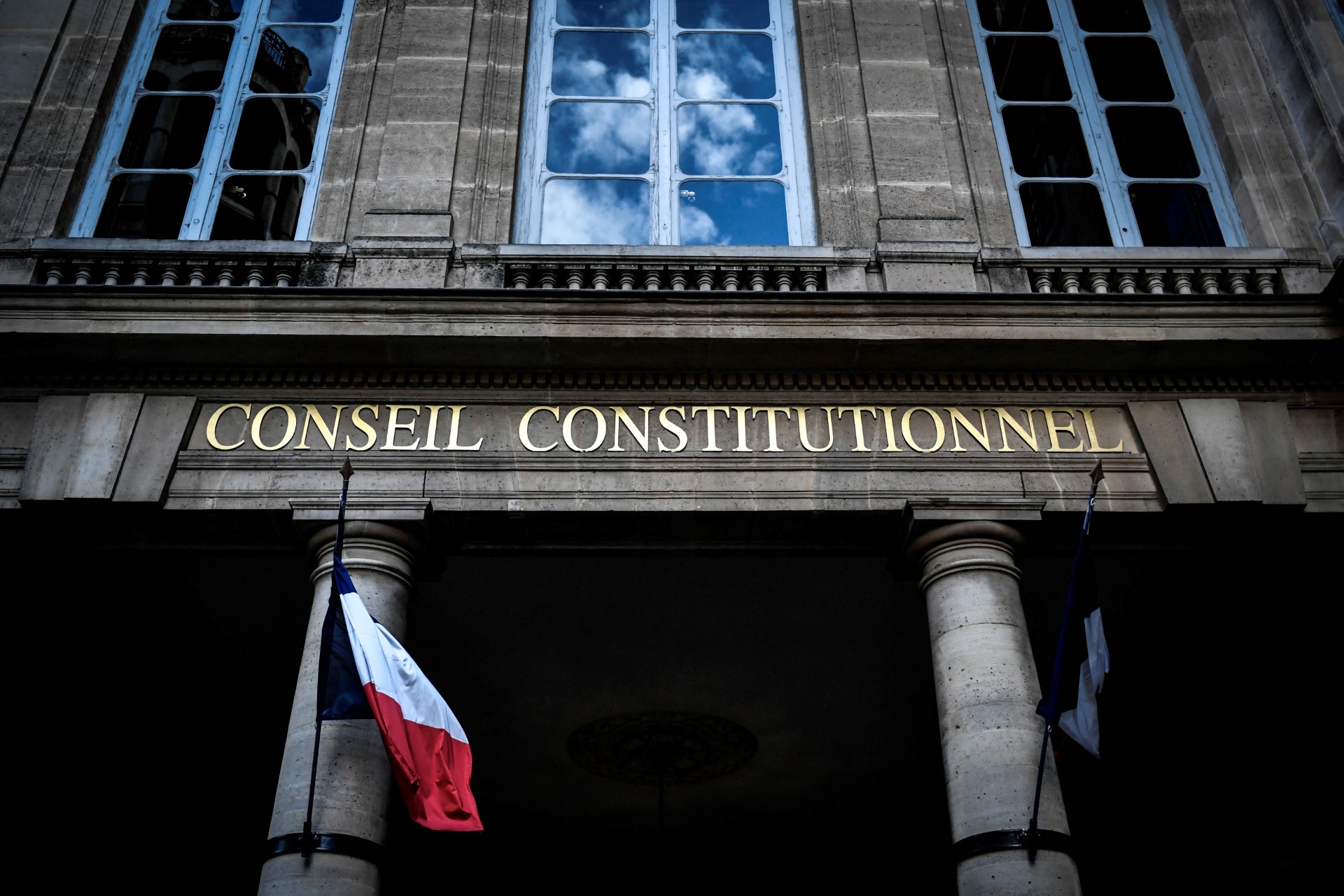 Loi Duplomb, fast-fashion, ZFE : et si la classe politique arrêtait de taper sur les Français ?