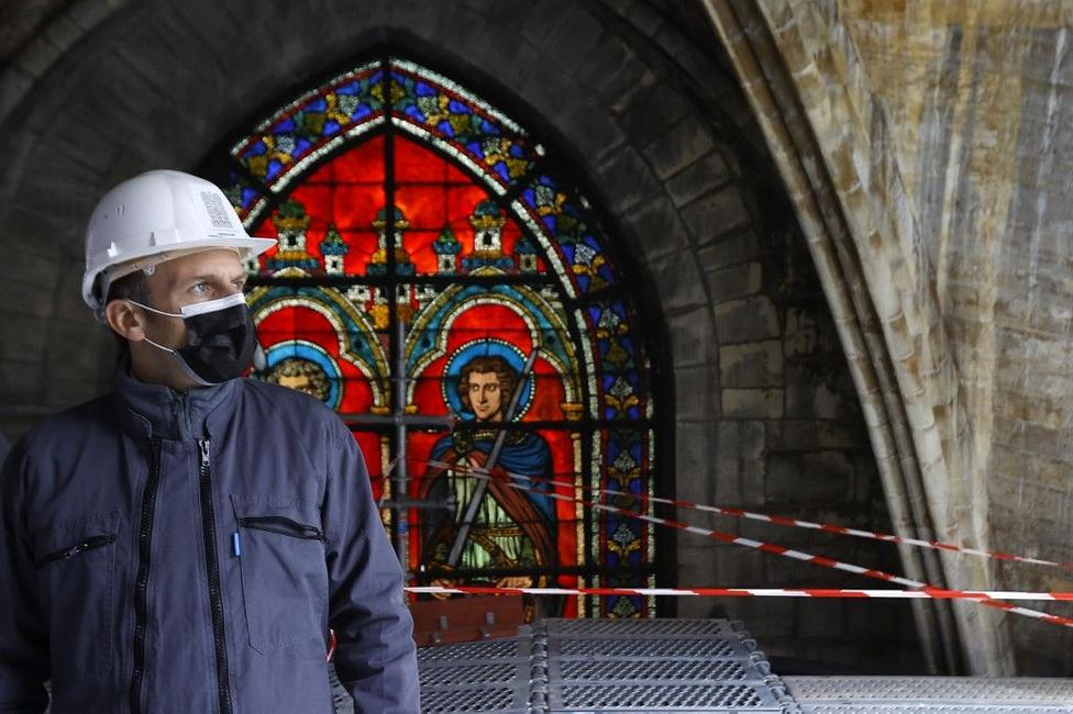 Emmanuel Macron Notre-Dame de Paris AFP
