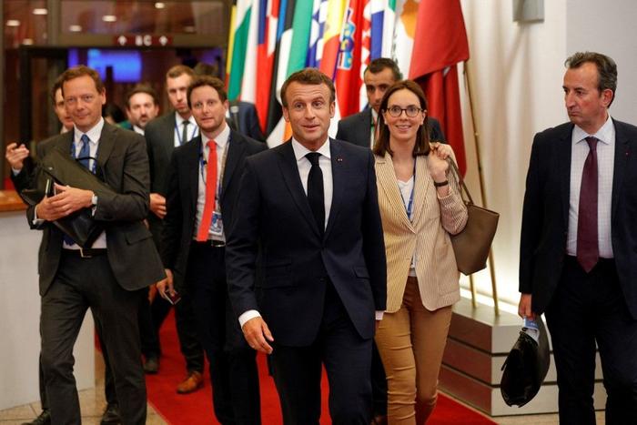 Emmanuel Macron Amélie de Montchalin AFP