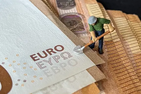 La nation consacre de plus en plus d’argent aux pensions plutôt qu’aux dépenses d’avenir, alors que toucher aux retraites reste tabou.