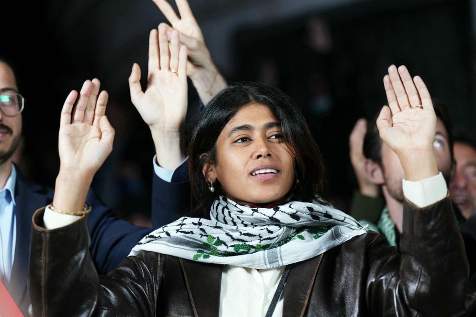 Rima Hassan en garde-à-vue pour apologie du terrorisme et transport de drogue de synthèse : "C'est bon, je me rends !"