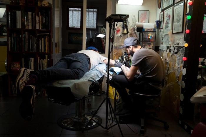 tatouage salon de tatouage AFP