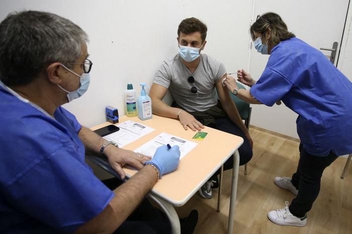 vaccination Covid-19 AFP