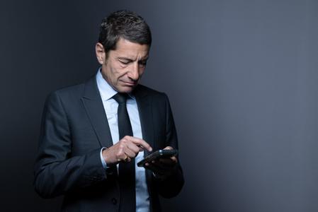 "Je vais créer un groupe WhatsApp spécial primaire, on verra s'il y a des likes et des p'tits coeurs...",  
