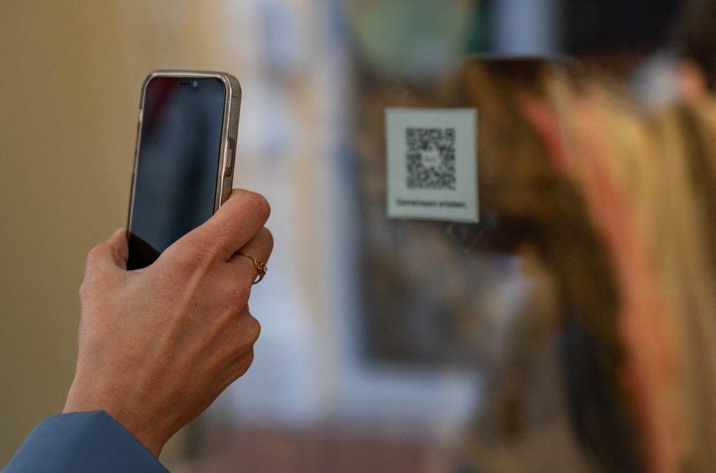 QR Code smartphone AFP