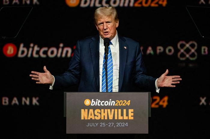 Donald Trump prononce un discours lors du troisième jour de la conférence Bitcoin 2024 au Music City Center le 27 juillet 2024 à Nashville, Tennessee.