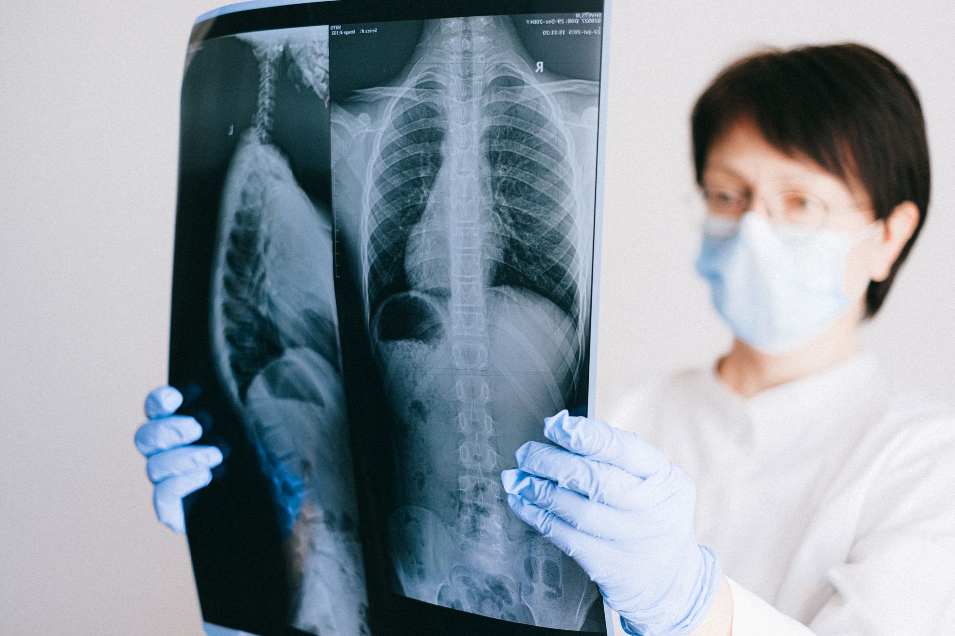 Les os communiquent avec le reste du corps pour assurer une bonne santé générale : voici ce qui se cache derrière votre squelette