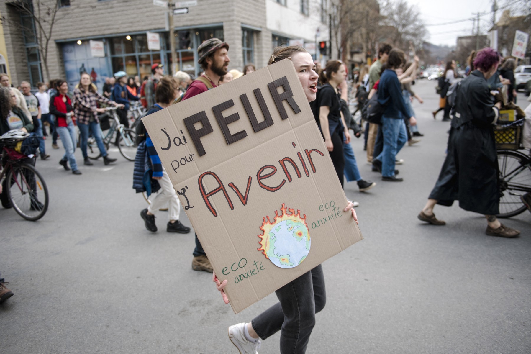 L'éco-anxiété, ce mal absurdement auto-infligé (et à qui profite le "crime"... ?)