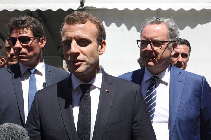 Emmanuel Macron Richard Ferrand AFP
