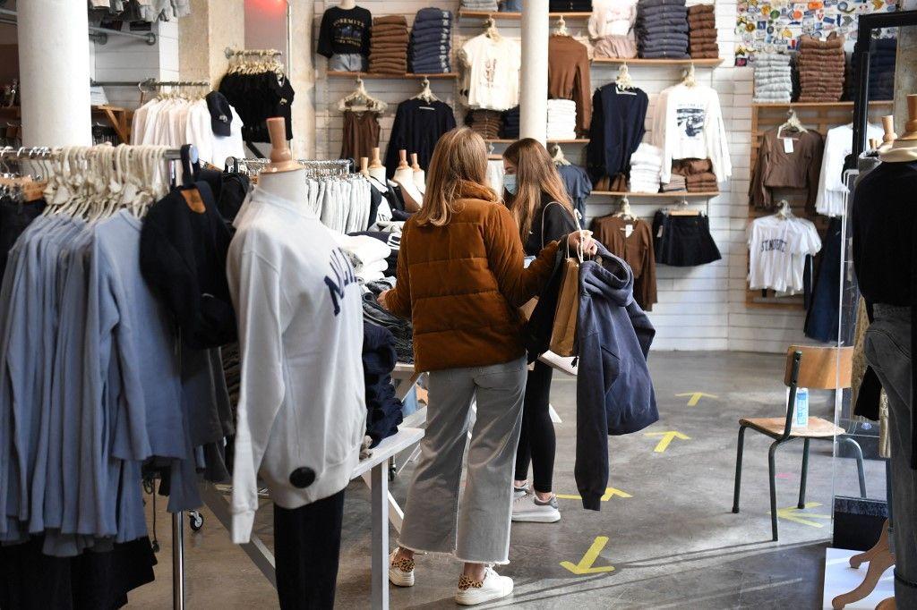 achats vêtements boutique Internet consommation shopping AFP