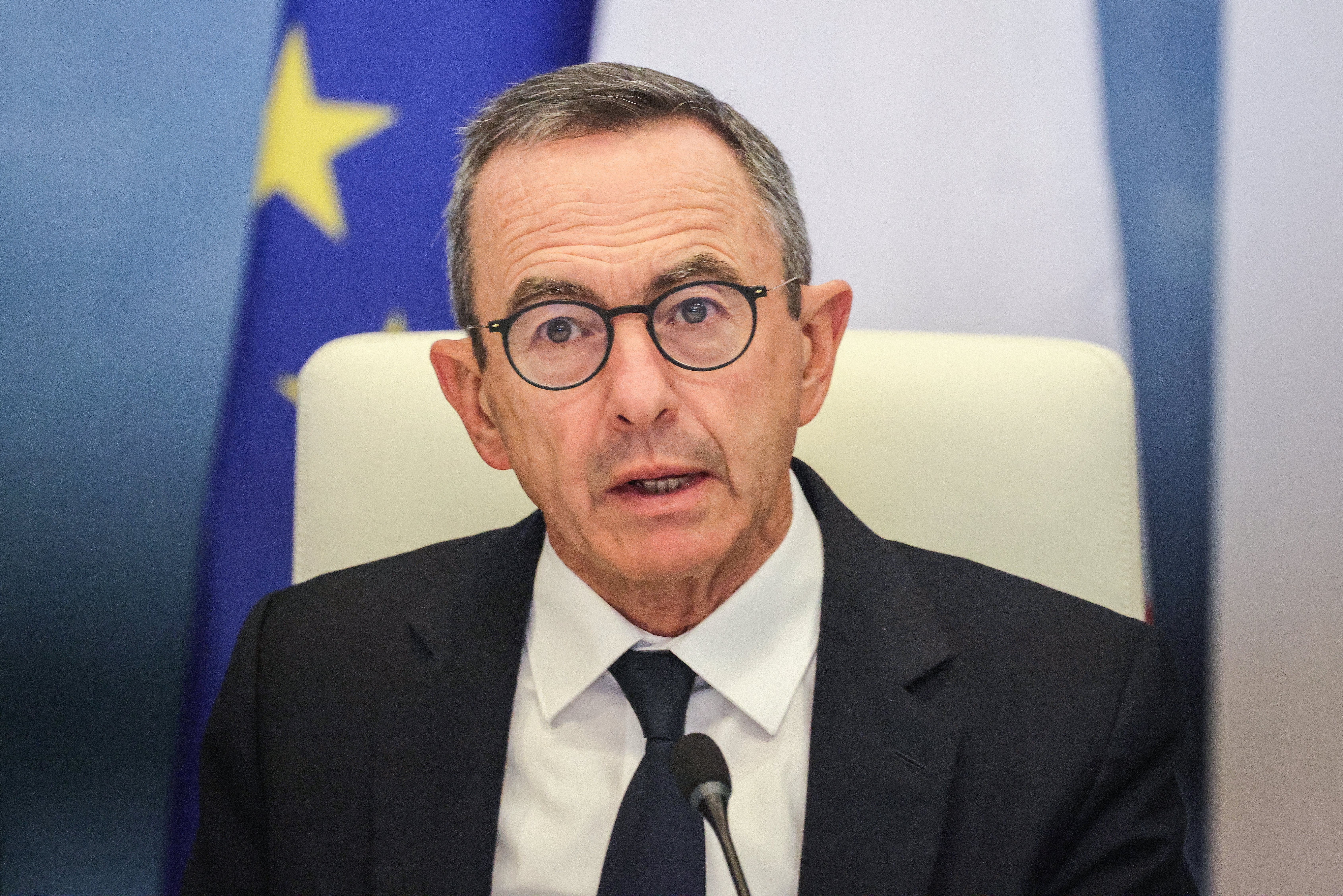 Crise politique : voilà pourquoi le coup de poker de Bruno Retailleau pourrait être plus gagnant qu'il n'y paraît