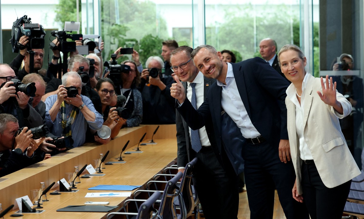 Après sa victoire électorale historique en Saxe-Anhalt, l'AfD a lancé des discussions pour un gouvernement régional