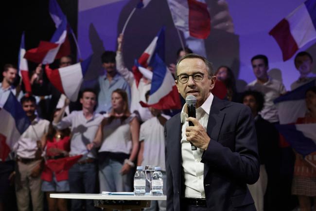 Bruno Retailleau s'exprime lors du meeting de rentrée politique du parti LR, à Port-Marly, au nord-ouest de Paris, le 7 septembre 2025.