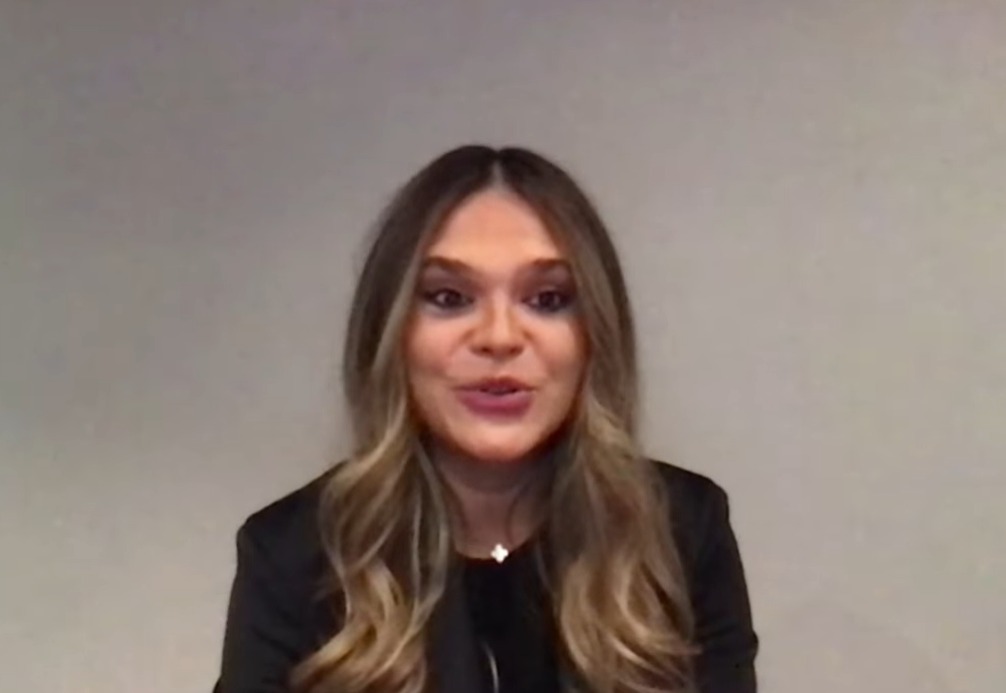 Tamila Cristescu : le T-Shirt qui a secoué la diplomatie roumaine