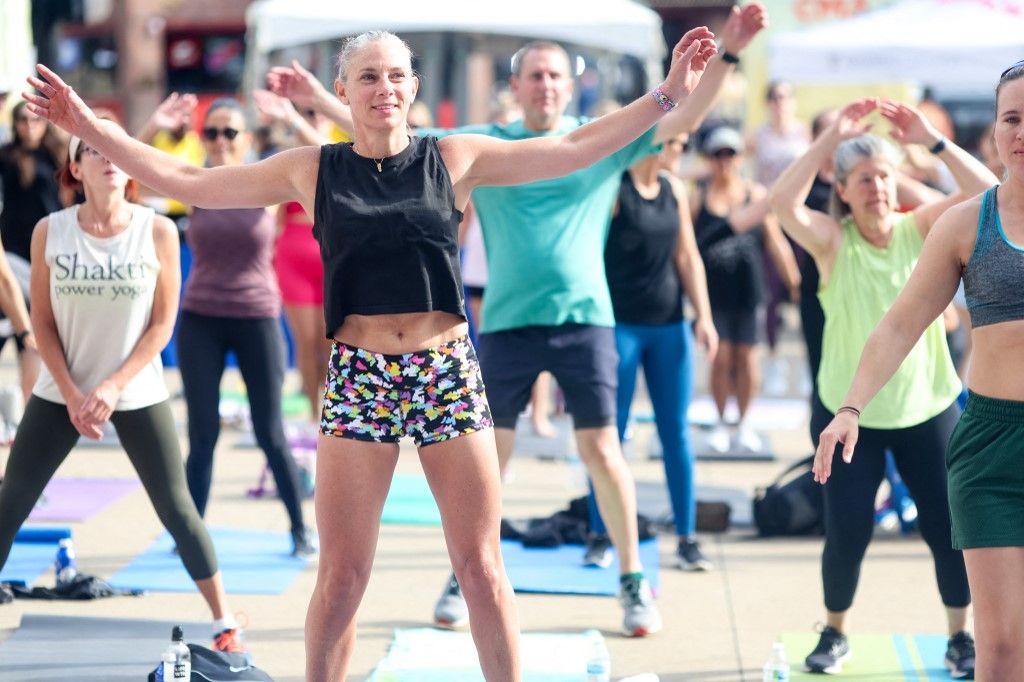 Des gens participent à une séance d'entraînement et de fitness en plein air, le 10 juin 2022, à Nashville dans le Tennessee. (Image d'illustration)