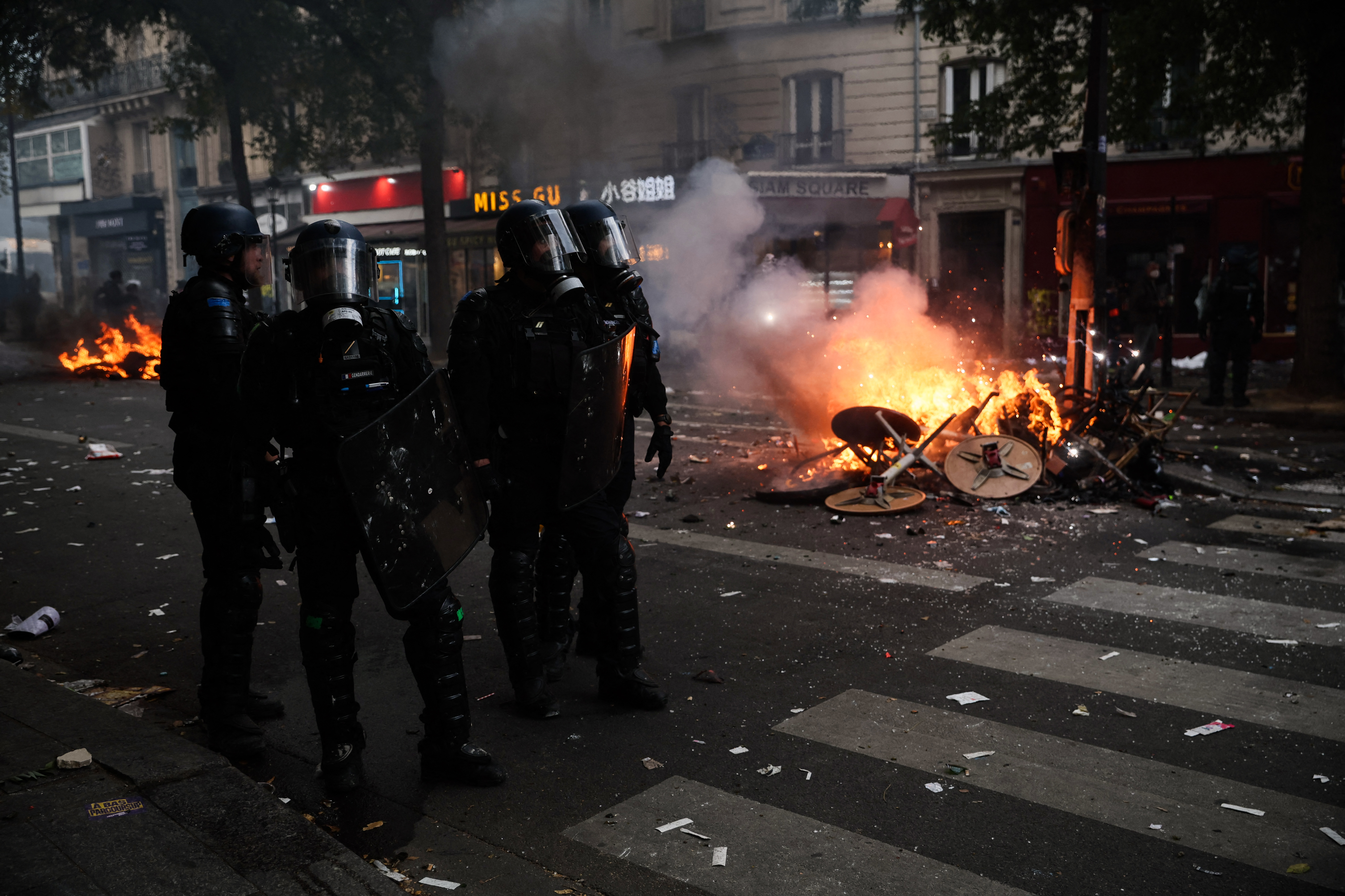 Général Bertrand Cavallier : « La journée du 17 octobre fait basculer les forces de l'ordre dans une nouvelle ère sécuritaire »