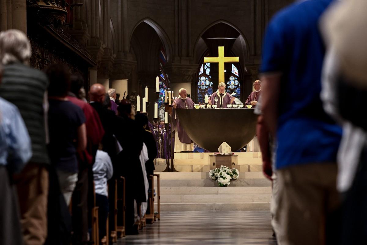 Une messe à la cathédrale Notre-Dame de Paris, le 23 juillet 2025. (Image d'illustration)