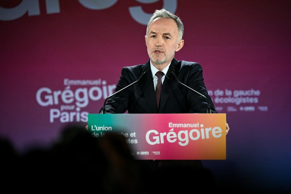 Emmanuel Grégoire sort largement en tête du premier tour des municipales dans la capitale. 