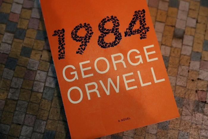 1984 Orwell France novlangue