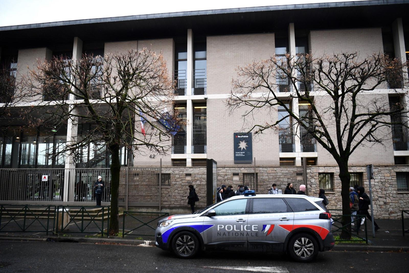 Thiais lycée AFP