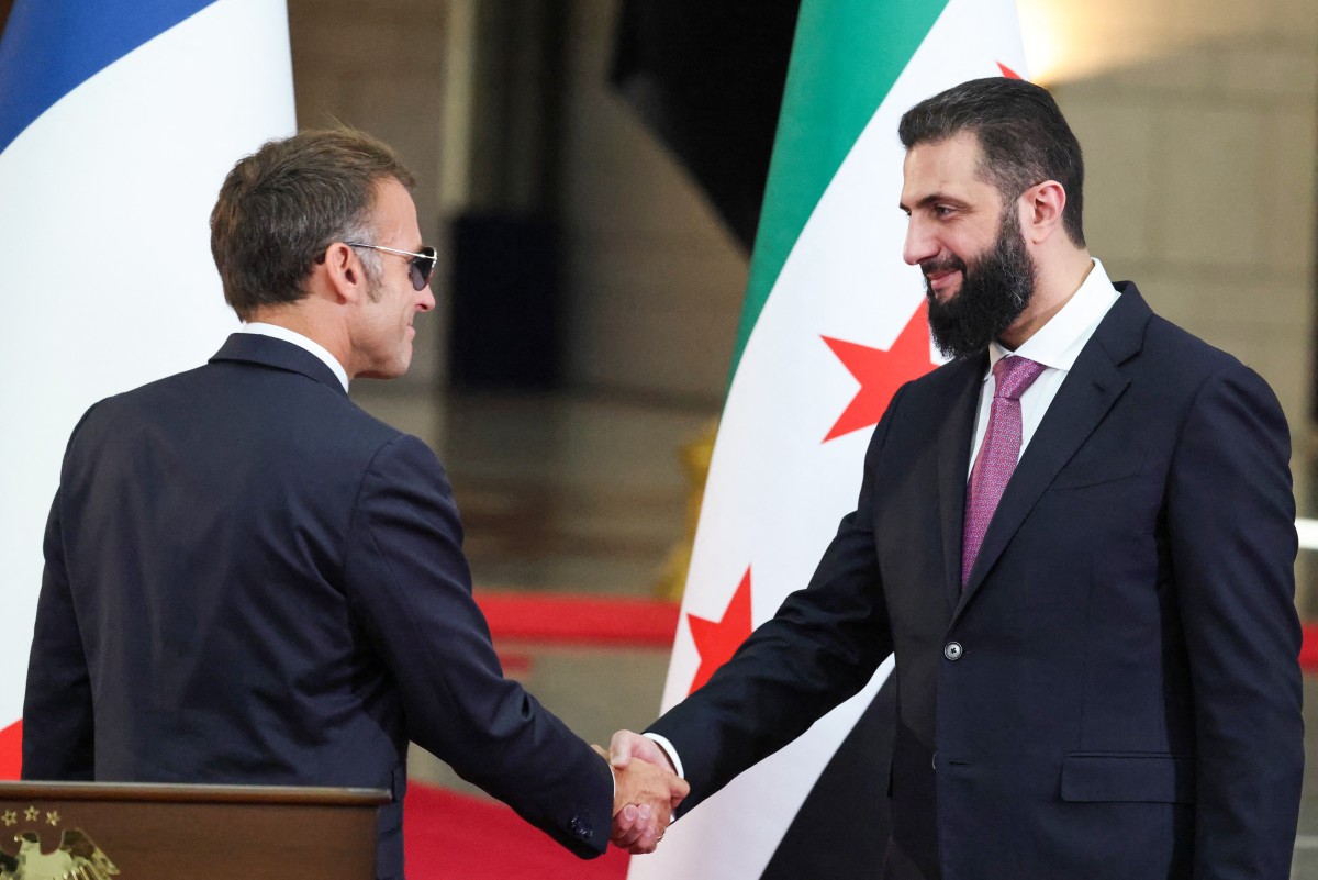 Pluraliste et unie ? Les dures illusions d'Emmanuel Macron sur la nouvelle Syrie