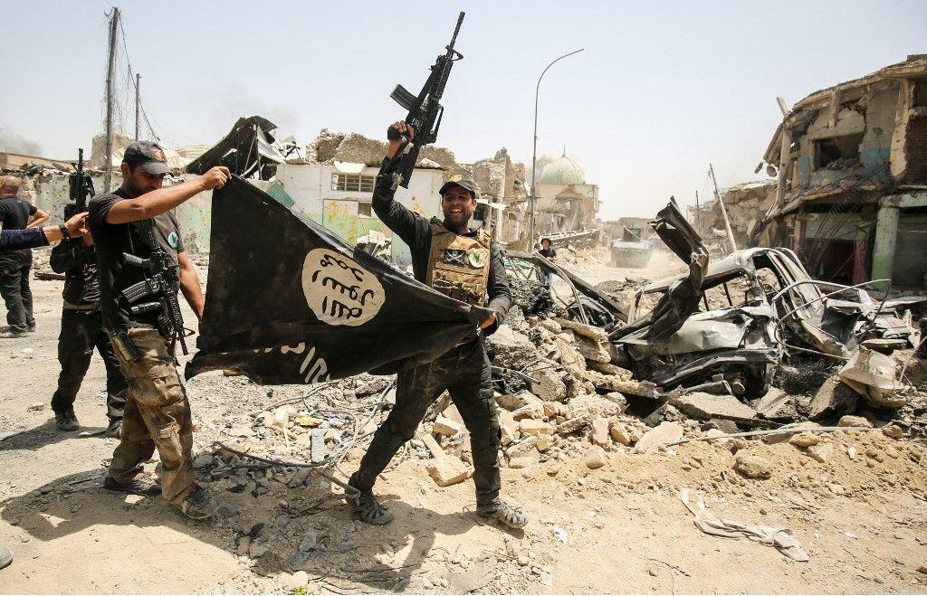 Etat islamique drapeau AFP
