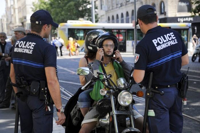 police contrôle routier AFP