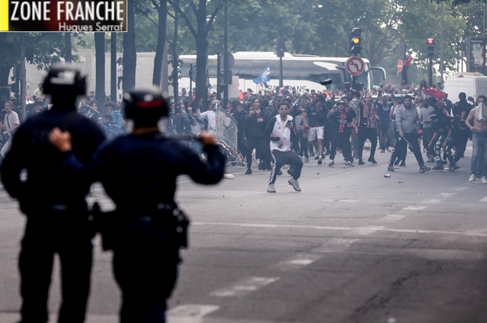 Emeutes sur les Champs-Elysées après la victoire du PSG en ligue des champions