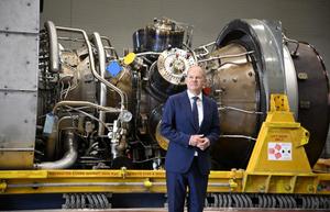 Olaf Scholz turbine AFP
