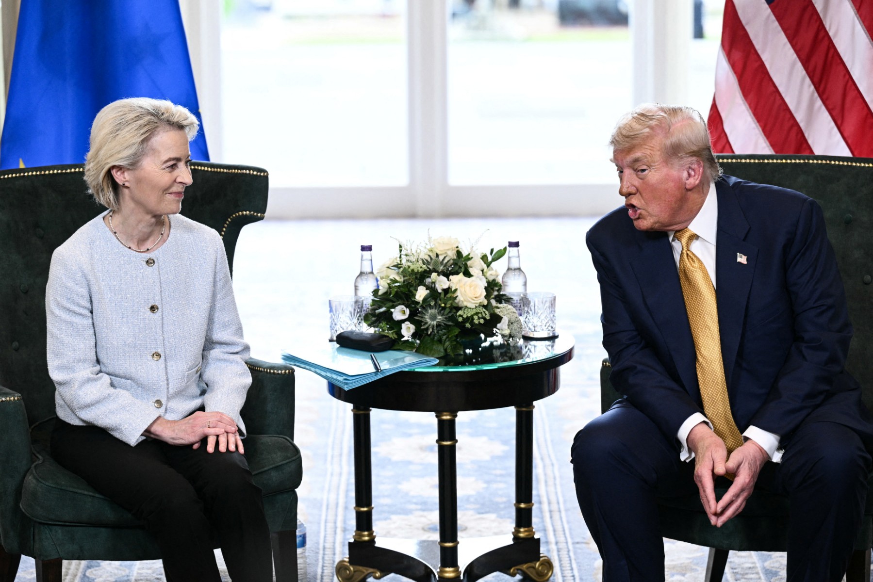 Guerre commerciale avec les Etats-Unis : l'Europe ratifie l'accord du moindre mal... jusqu'au prochain coup de pression de Trump